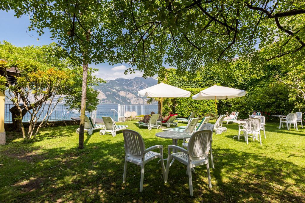 Hotel Vega 말세진느 외부 사진