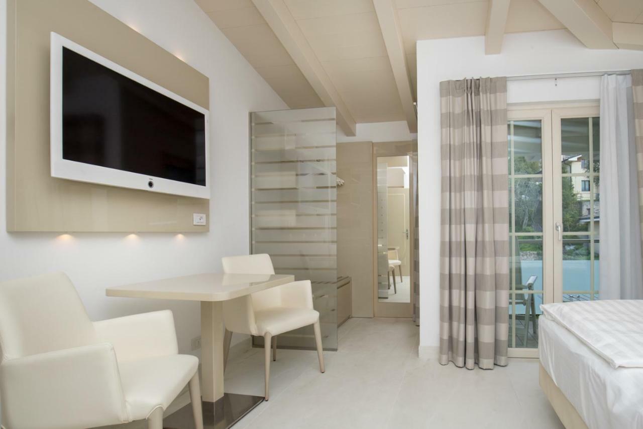 Hotel Vega 말세진느 외부 사진